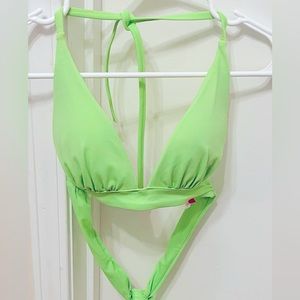 Victoria’s Secret Swimwear Bikini Top Small